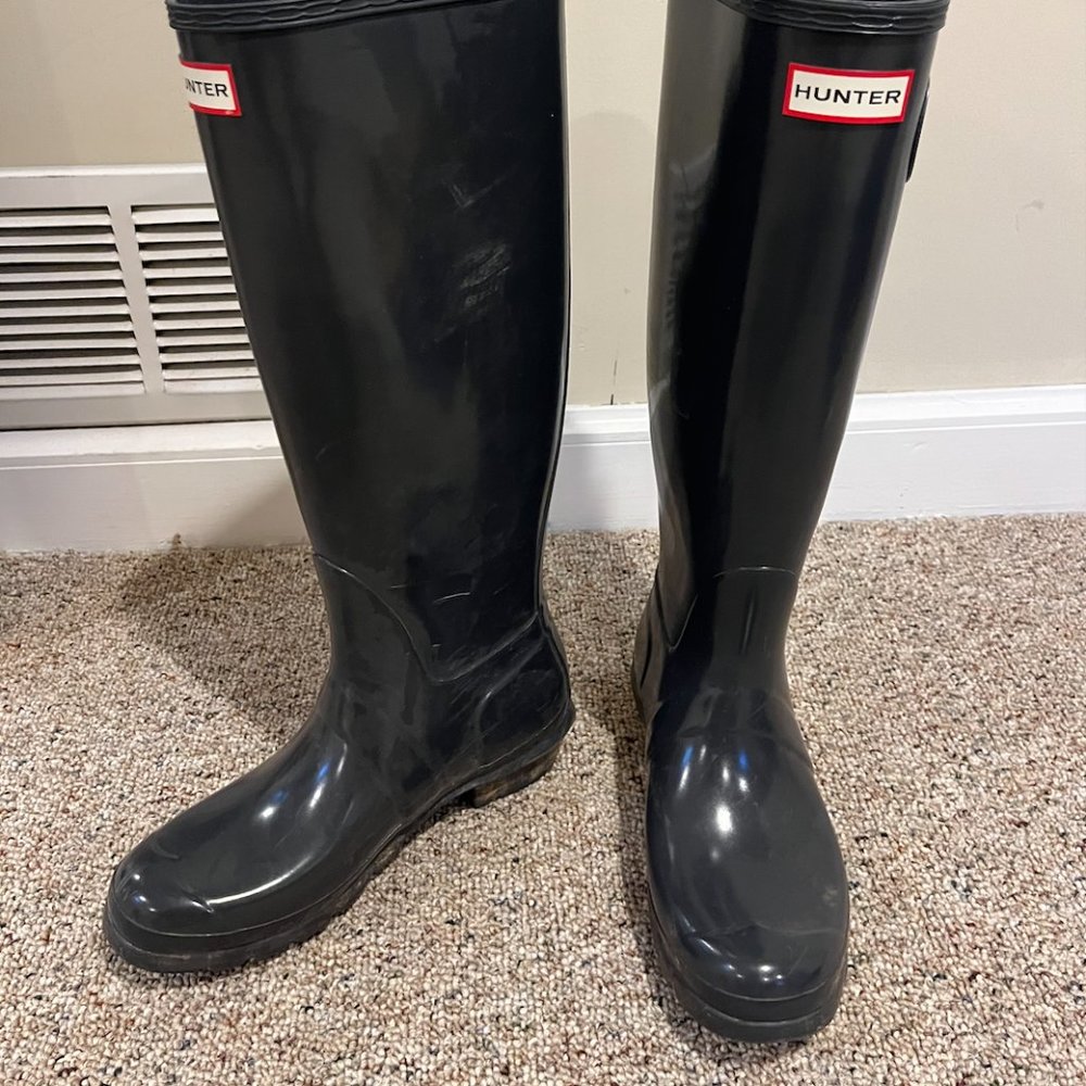 Dark Gray size 9 Hunter boots